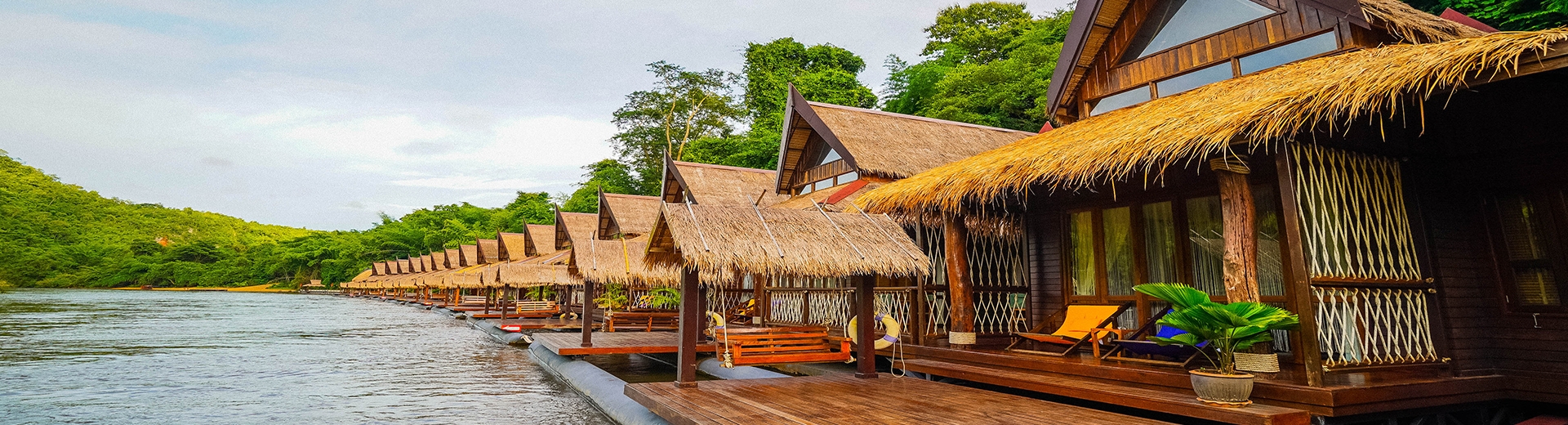 北碧住宿推薦-The FloatHouse River Kwai Resort