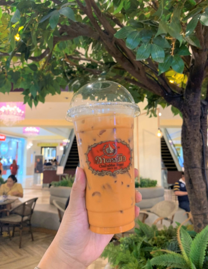 台北→曼谷→手標泰奶先來一杯→泰式米其林小吃→曼谷最強百貨公司ICON SIAM→GINGER FARM 泰北人氣米其林餐廳
