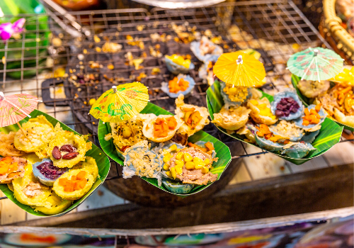 曼谷賽佛瑞動物園+互動表演秀 (包含長頸鹿餵食&拍照)→探索24小時不打烊~西姆蒙市場(熱帶水果、現烤河蝦、乾貨伴手禮)→必逛最新曼谷夜市Save One GO Market