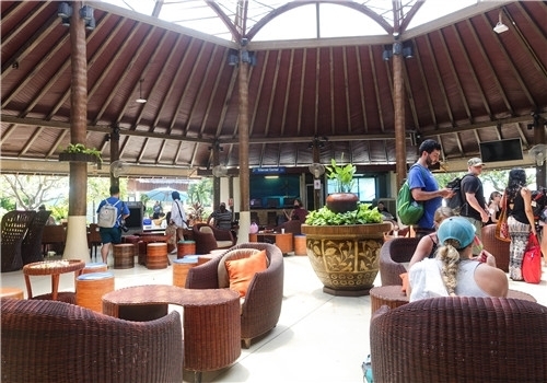 受酒店內度假時光、酒店泳池外就是查文海灘→蘇美島→曼谷(含BKK機場至DMK機場接送)→台北
