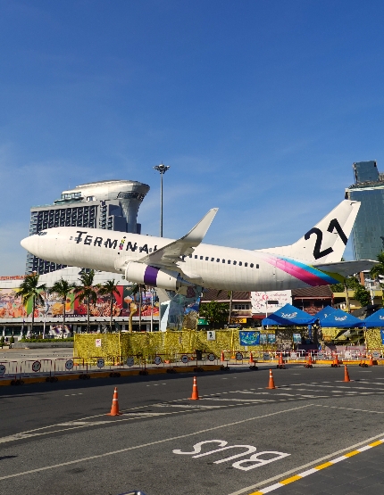 鄭王廟&泰服體驗→邦盛魚市場→芭達雅→酒店Check in→航站百貨+BIG C伴手禮購買→夜遊步行街