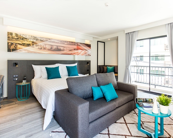 睡到自然醒(純司機機場接送)→機場→台北