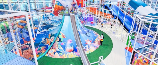 曼谷全新的空中水上樂園+陸地樂園(七大主題區、超過18種水上滑梯、漂漂河、兒童戲水池)→BIG C伴手禮購買+暹羅商圈自由逛街