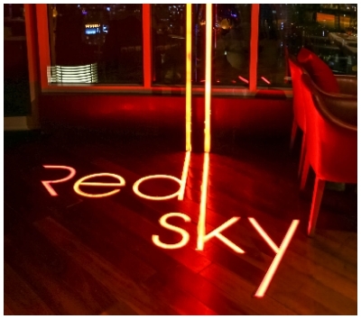 大皇宮+臥佛寺→NIKU KING大頭蝦吃到飽→HEALTH LAND泰式按摩120分鐘→ RED SKY 星空酒吧