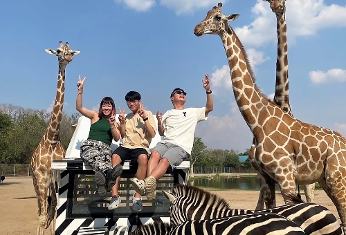 北壁風情。漫遊雙城、自然奇景、泰式水上屋5日 北壁風情。漫遊雙城、自然奇景、泰式水上屋5日