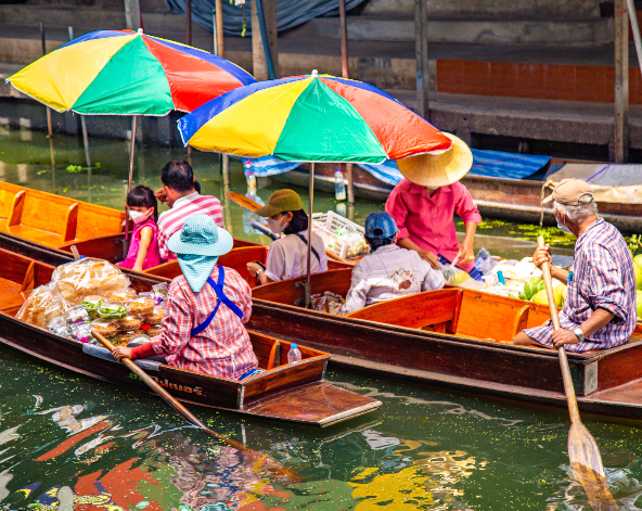 空叻瑪榮水上市場&手搖船&小吃米粉湯→After the Rain熱帶雨林咖啡廳(現點現付)→泰國流水蝦吃到飽+非酒精性飲品暢飲(可欣賞河岸風光)